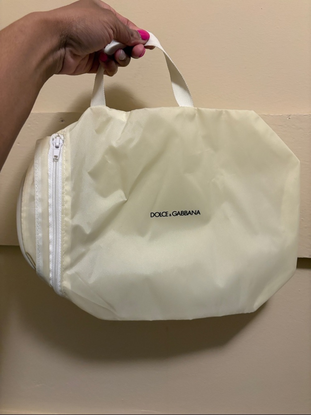 Dolce & Gabbana Cream Nylon Travel Toiletry Bag